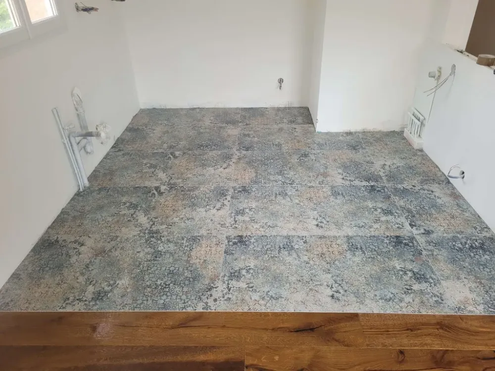 Changement sol salle de bain à Quincieux